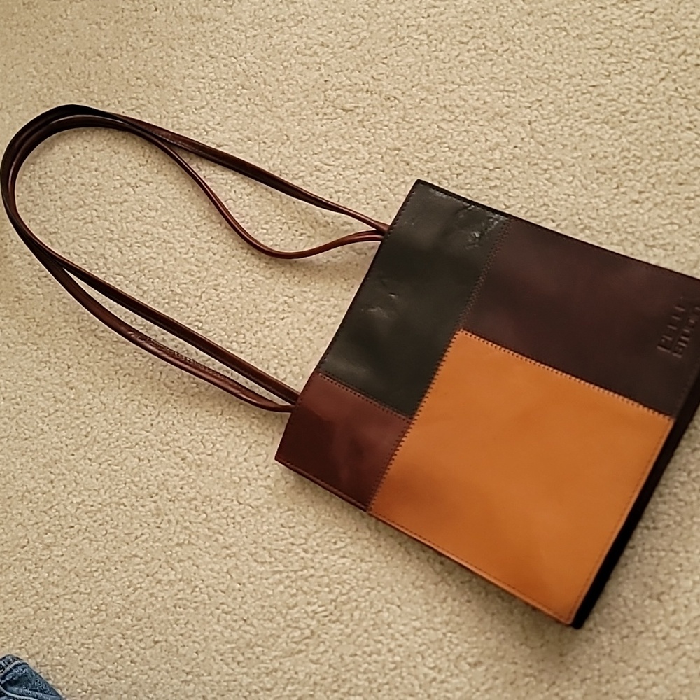 Pella Studio leather purse